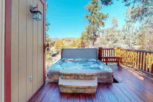 Lazy Bear Cabin