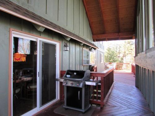 088 Rockspray Chalet Cabin