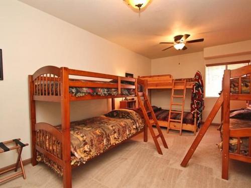 098 Bear Ranch Retreat Home