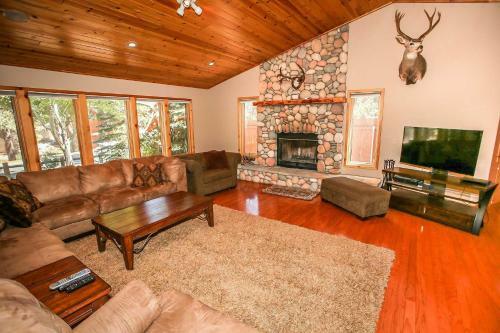Gold Rush Lodge Retreat