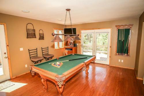 Gold Rush Lodge Retreat