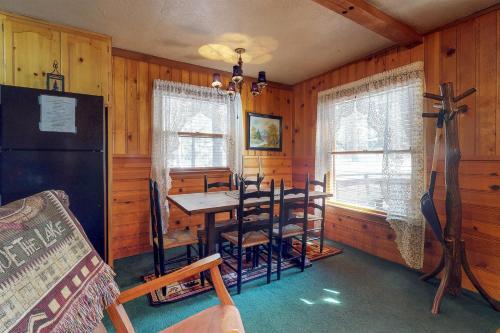Bearpaw Cottage
