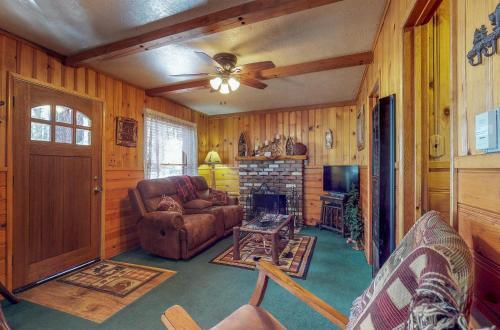 Bearpaw Cottage