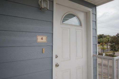 Oak Shores Studio 4 Apartment