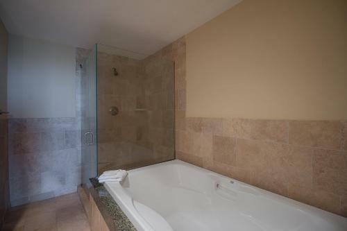 Ocean Club 1107 - Two Bedroom Apartment
