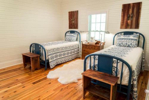 Jarrett Creek Cottage