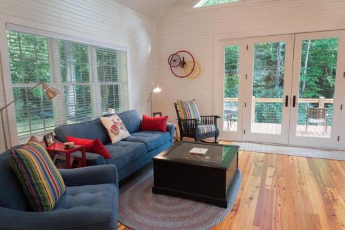 Jarrett Creek Cottage