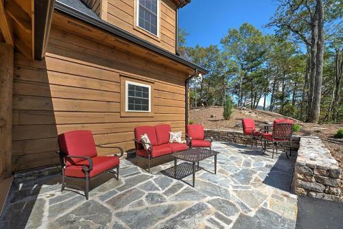 High Top Mountain Lodge Cabin