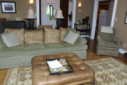 Moss Home