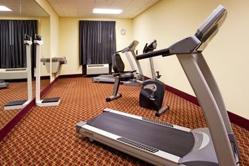 Holiday Inn Express Hotel & Suites Quincy I-10