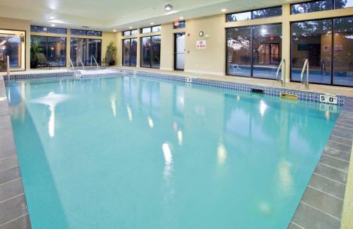 Hotel Holiday Inn Express Germantown (nw Milwaukee)