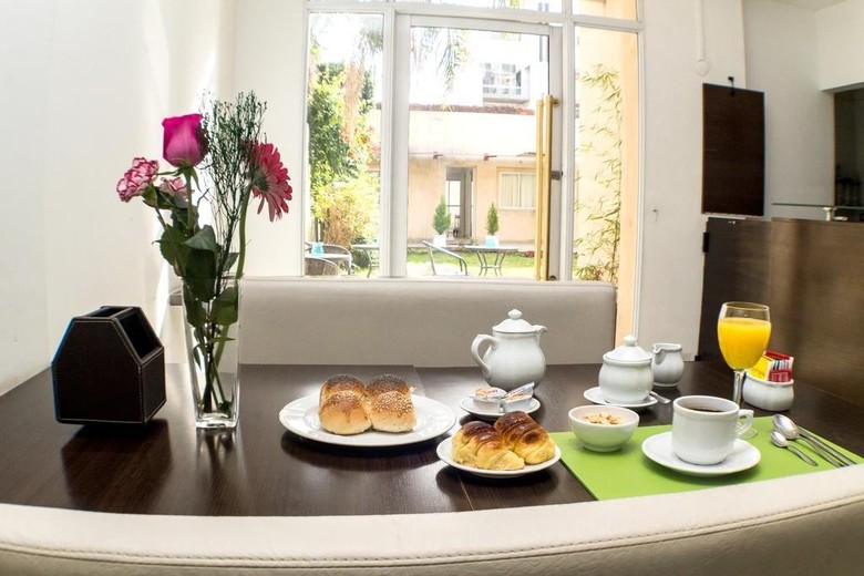 Hotel Nu�ez Suites