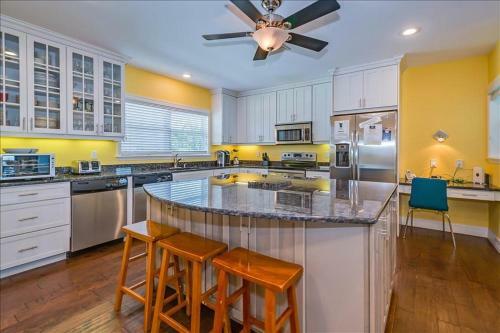 Homes-200 Seabreeze