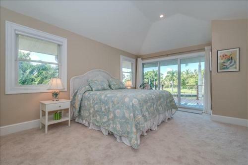 Homes-293 Harbor Drive