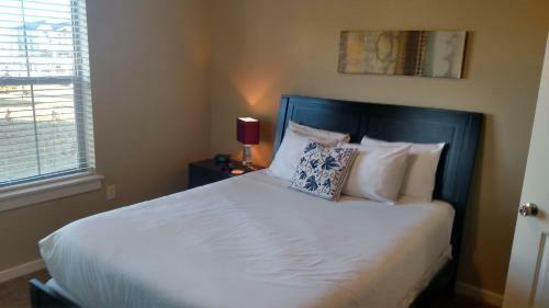 Retreat At Union Square Apartments