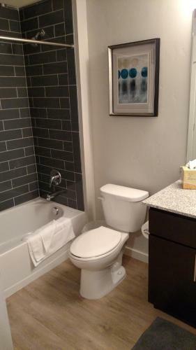 The District At Parkcenter Apartments