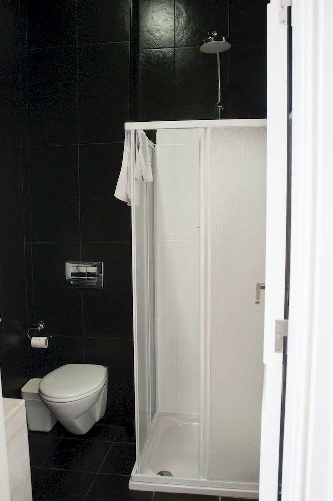 Hostal Lisb'on Hostel