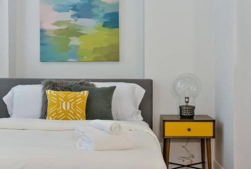 Apartamento Two-bedroom, One-bath In North End
