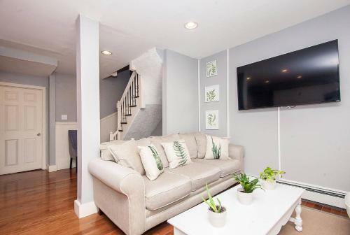 Apartamento Stayloom's Spacious, Stylish Destination | Near T