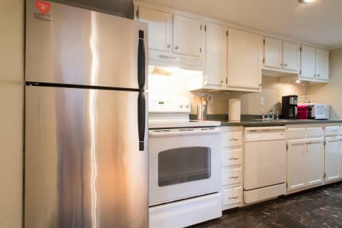 Apartamento Cozy, Patio, Pool, And Whole Foods
