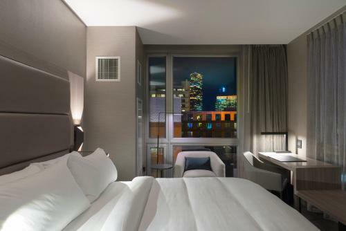AC Hotel By Marriott Boston Downtown