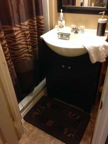 Lewis & Pearl Vacation Apartment A