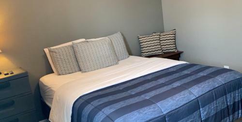 Jackson Apartments Unit C
