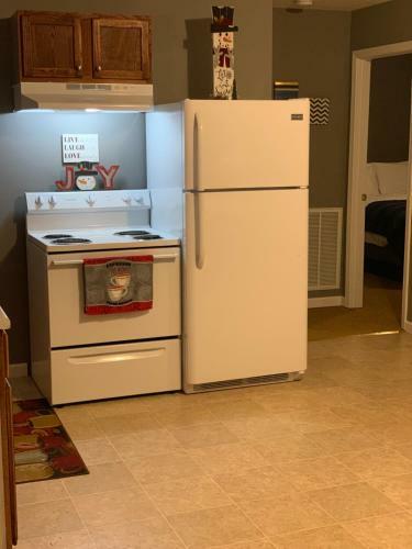 Jackson Apartments Unit C