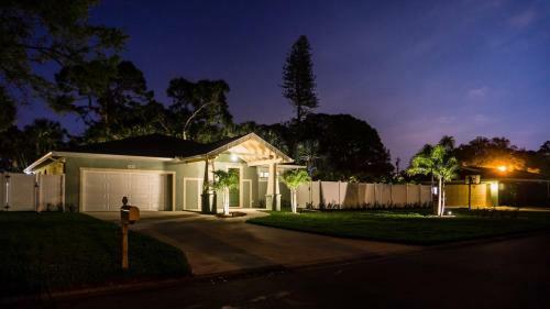 Tropical Oasis - Three Bedroom Home
