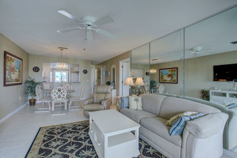 Apartamento The Anna Maria Island Beach Sands 203