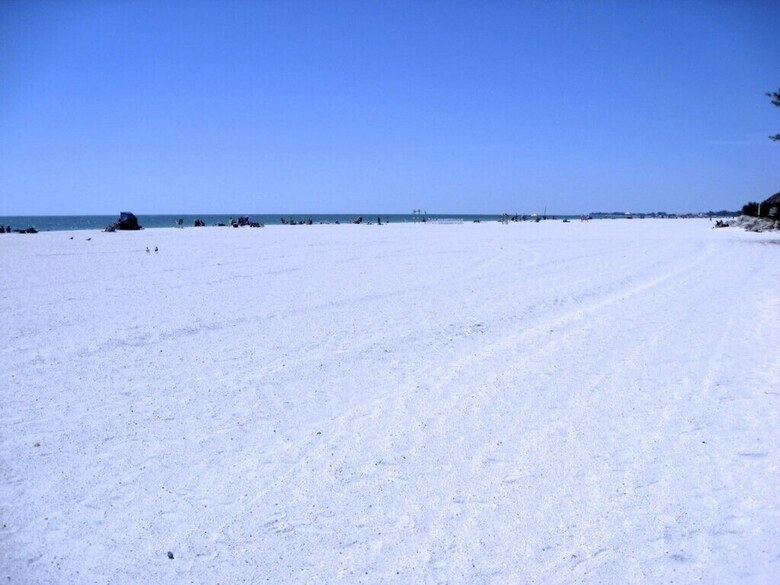 Apartamento The Anna Maria Island Beach Sands 203