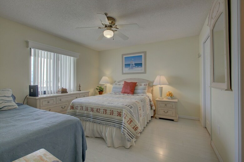 Apartamento The Anna Maria Island Beach Sands 203