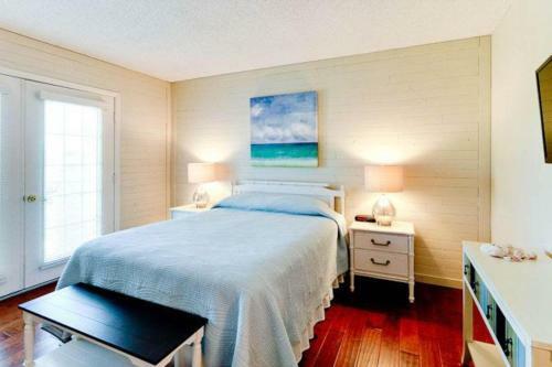 Sunset Terrace 206