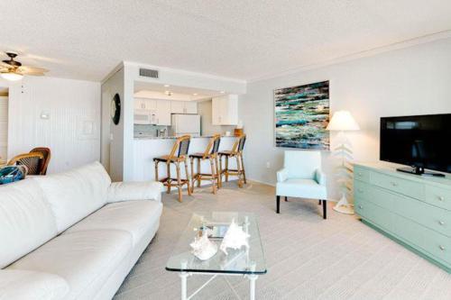 Sunset Terrace 206