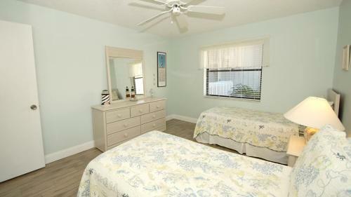 Beach Palms Two-bedroom Apartment