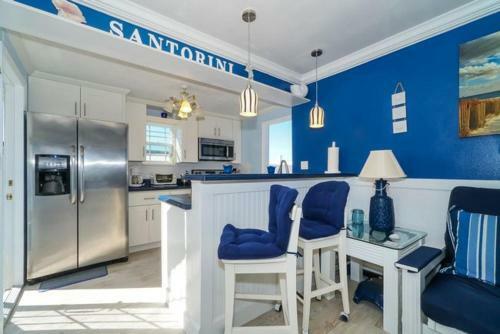 Santorini Home
