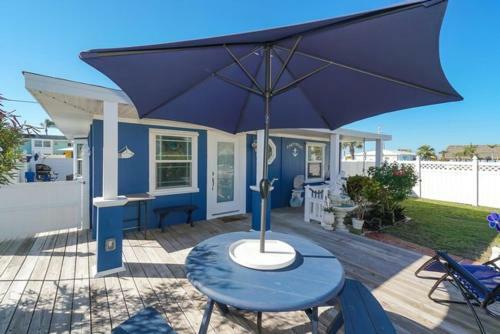 Santorini Home
