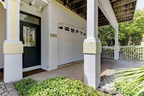 Bermuda Bay Club 24