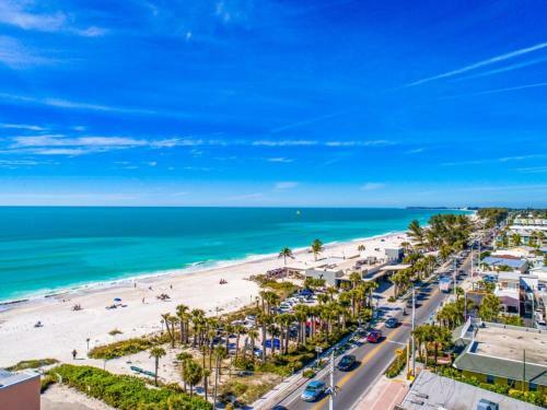 Anna Maria Island Beach Sands Two-bedroom Apartment