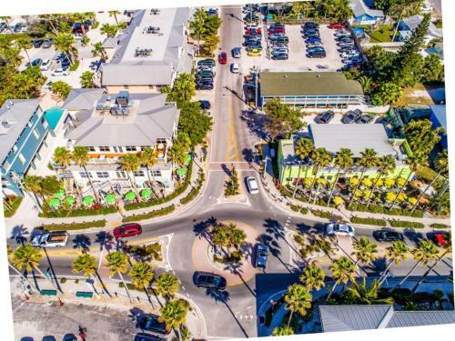 Anna Maria Island Beach Sands Two-bedroom Apartment
