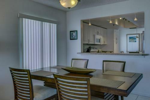 Anna Maria Island Beach Sands Two-bedroom Apartment