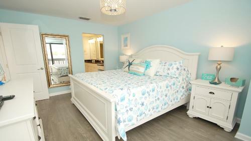 Anna Maria Island Beach Sands Two-bedroom Apartment