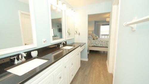Anna Maria Island Beach Sands Two-bedroom Apartment