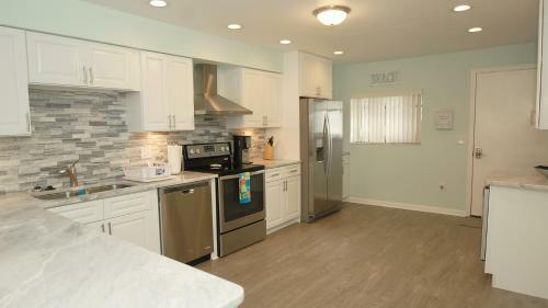 Anna Maria Island Beach Sands Two-bedroom Apartment