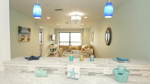Anna Maria Island Beach Sands Two-bedroom Apartment
