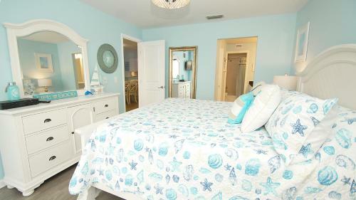 Anna Maria Island Beach Sands Two-bedroom Apartment