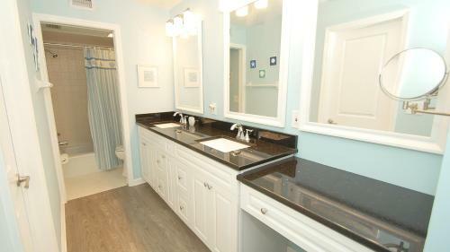 Anna Maria Island Beach Sands Two-bedroom Apartment