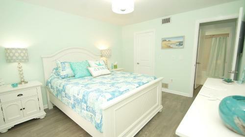 Anna Maria Island Beach Sands Two-bedroom Apartment