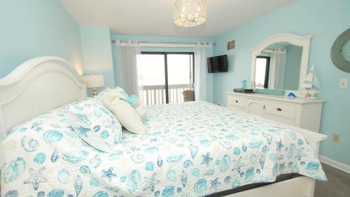 Anna Maria Island Beach Sands Two-bedroom Apartment