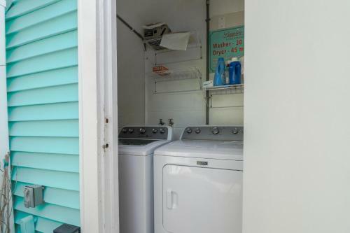 Bay View Inn 101-308 2nd St